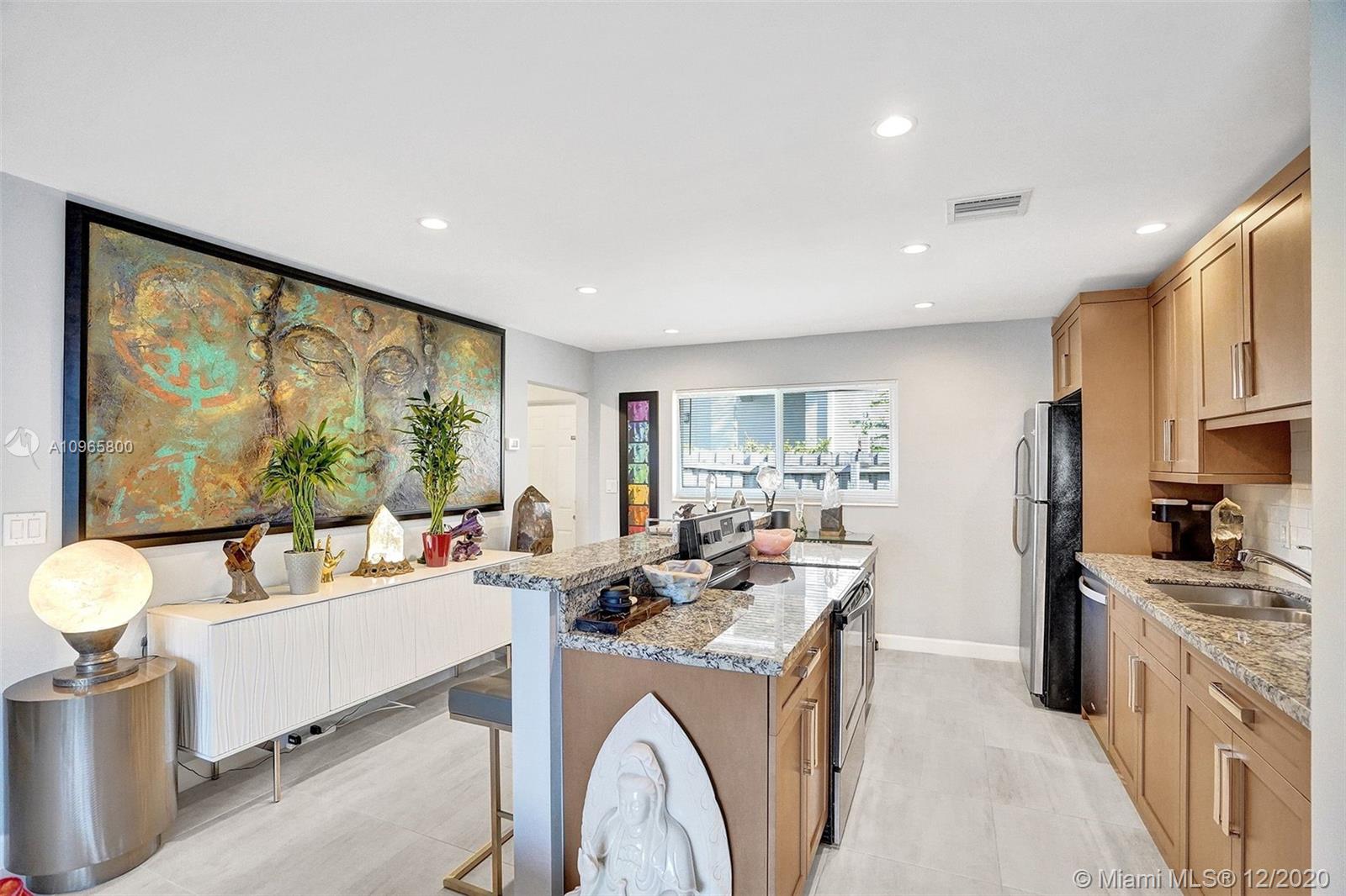 See details / 2334 sq. ft. $ 2020-12-03 0 Photo