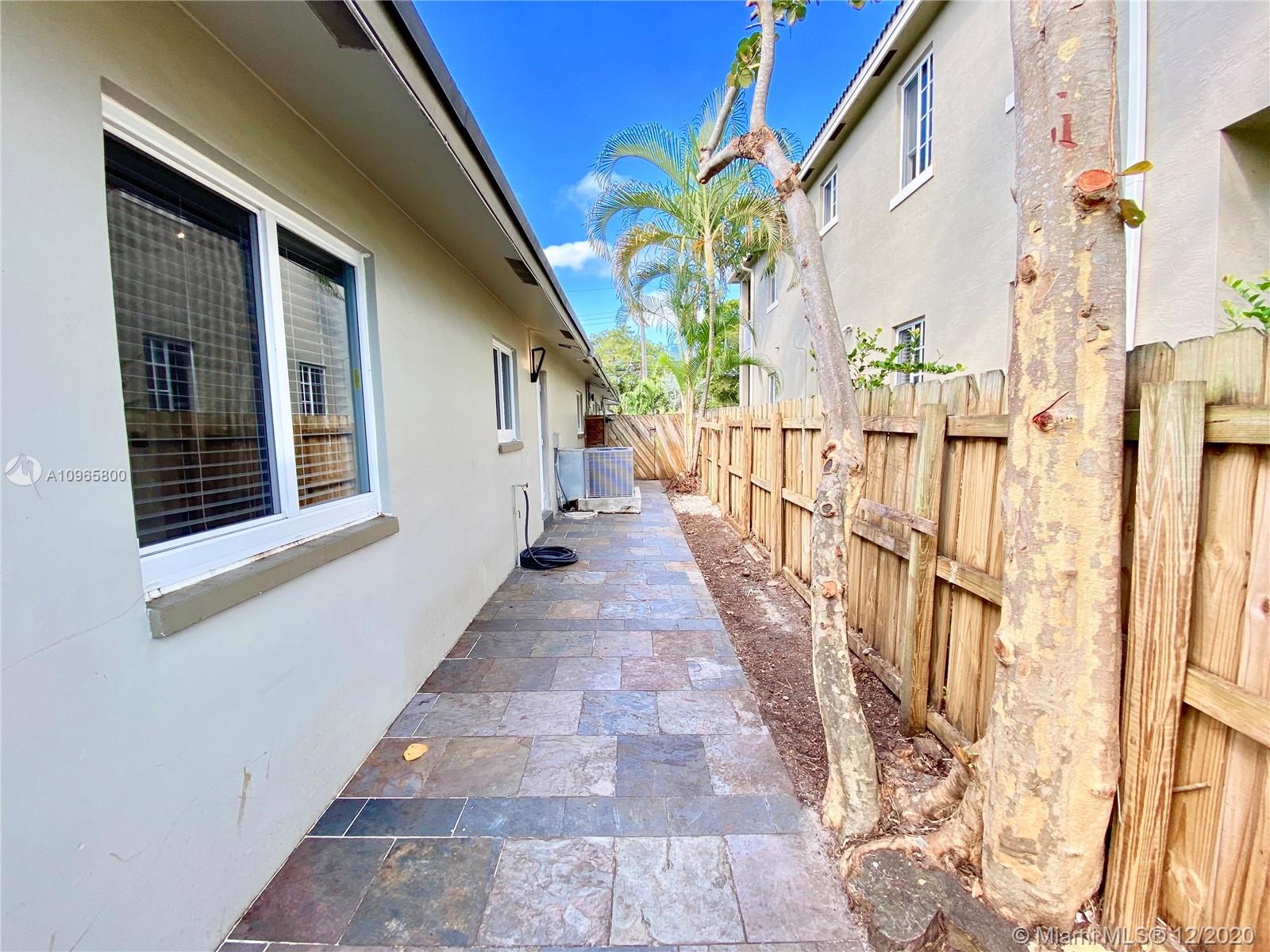 See details / 2334 sq. ft. $ 2020-12-03 0 Photo