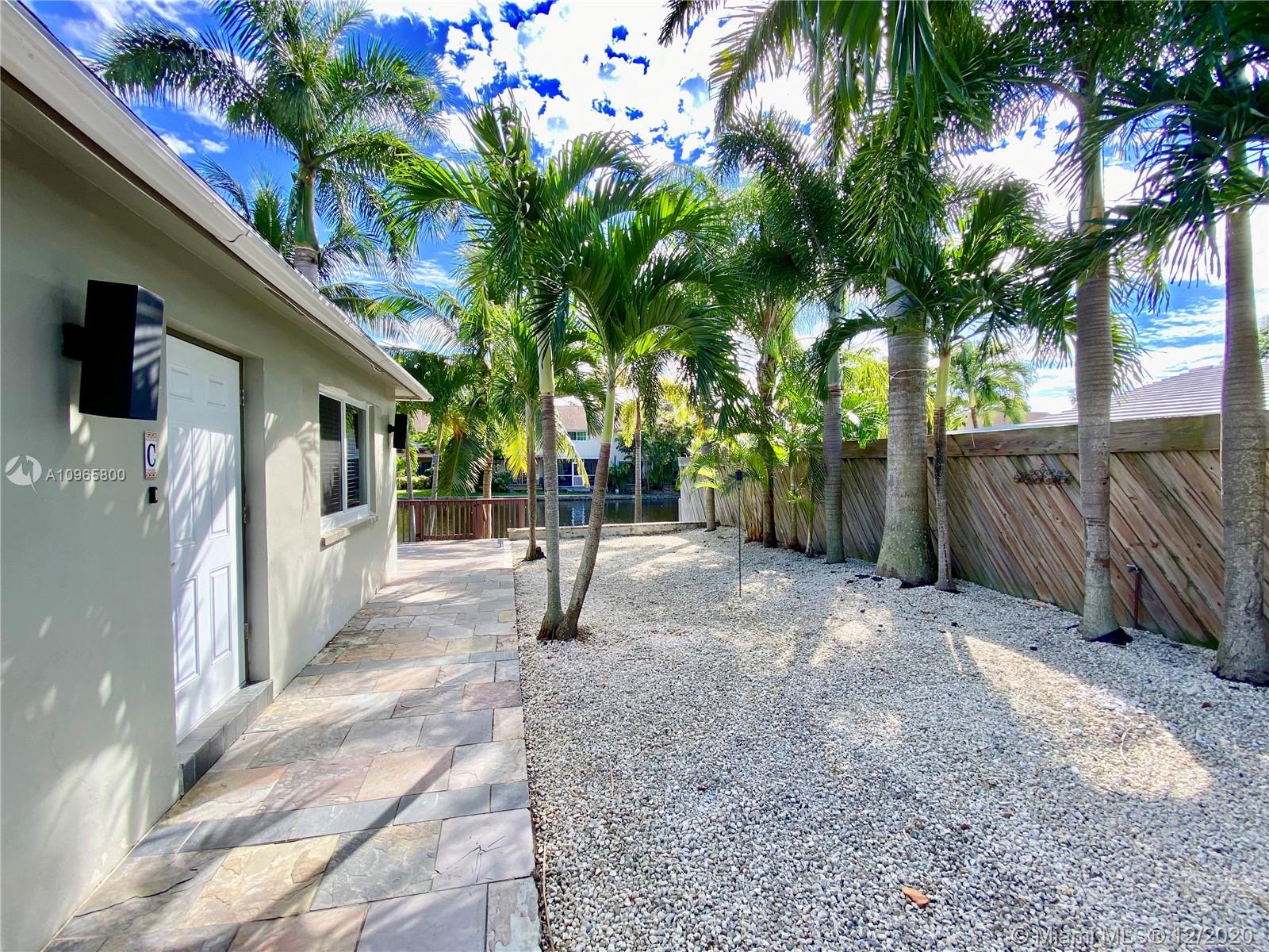 See details / 2334 sq. ft. $ 2020-12-03 0 Photo