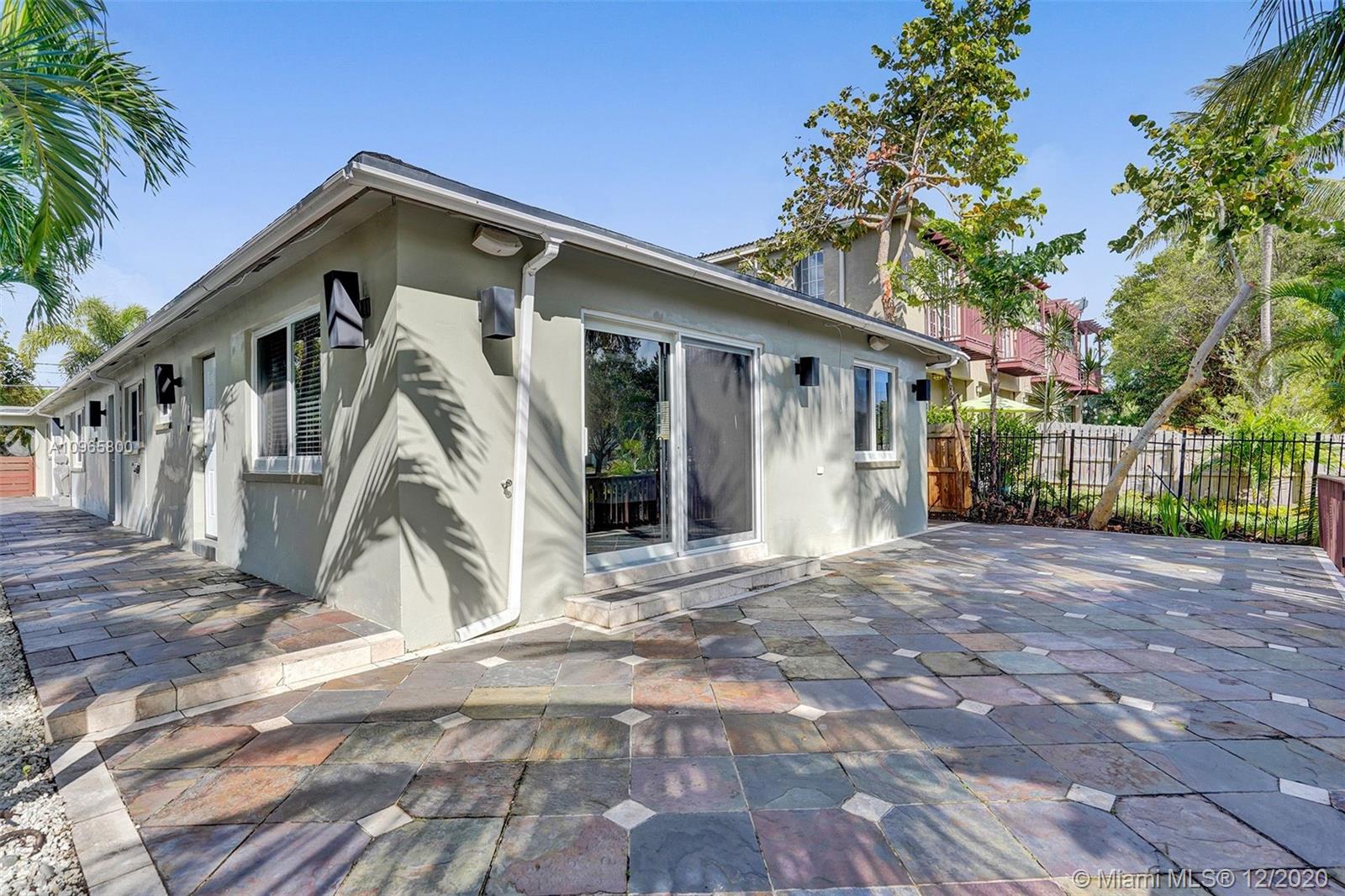 See details / 2334 sq. ft. $ 2020-12-03 0 Photo