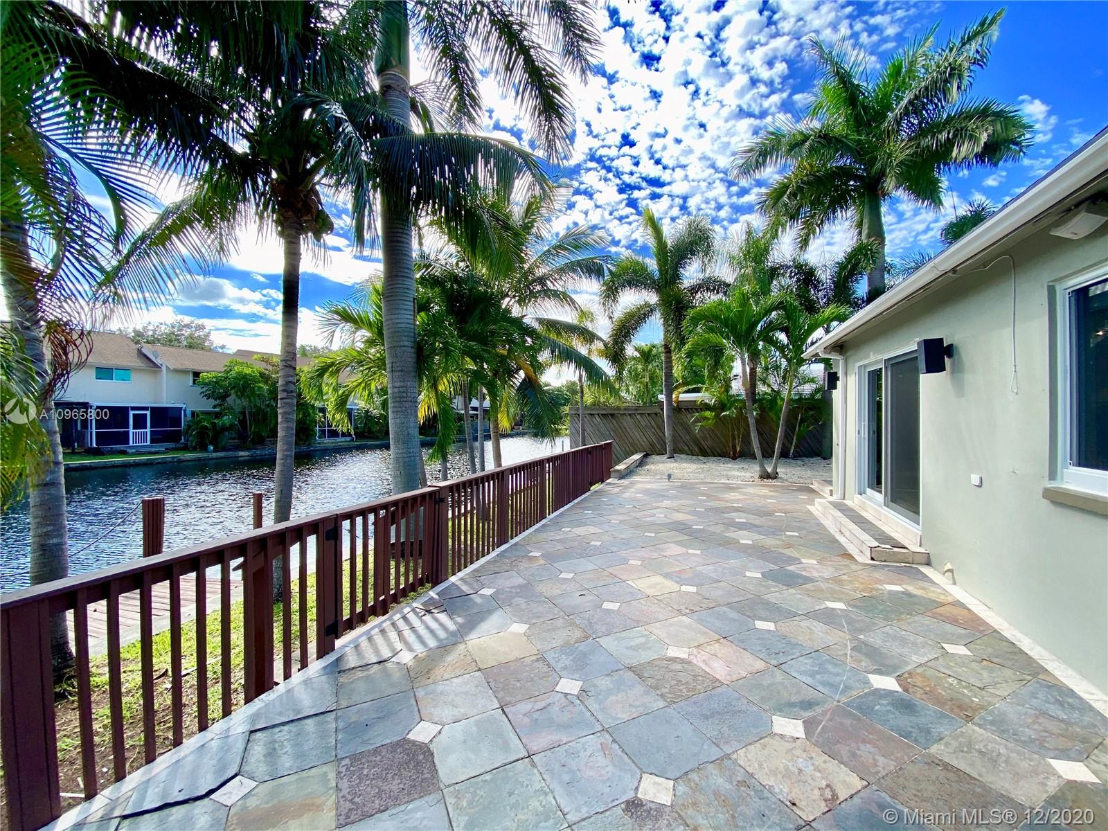 See details / 2334 sq. ft. $ 2020-12-03 0 Photo