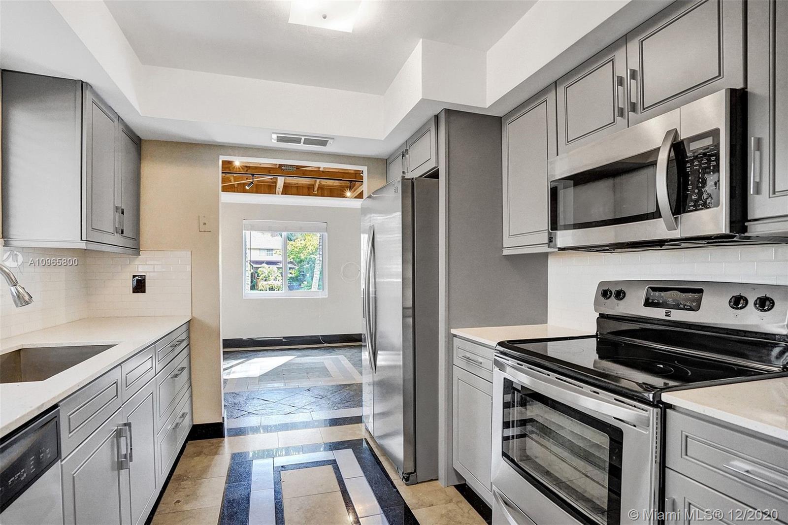 See details / 2334 sq. ft. $ 2020-12-03 0 Photo