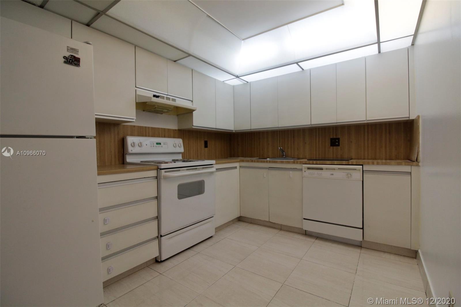 Photo of 2500 PARKVIEW DR #315, Hallandale Beach, Florida, 33009 -