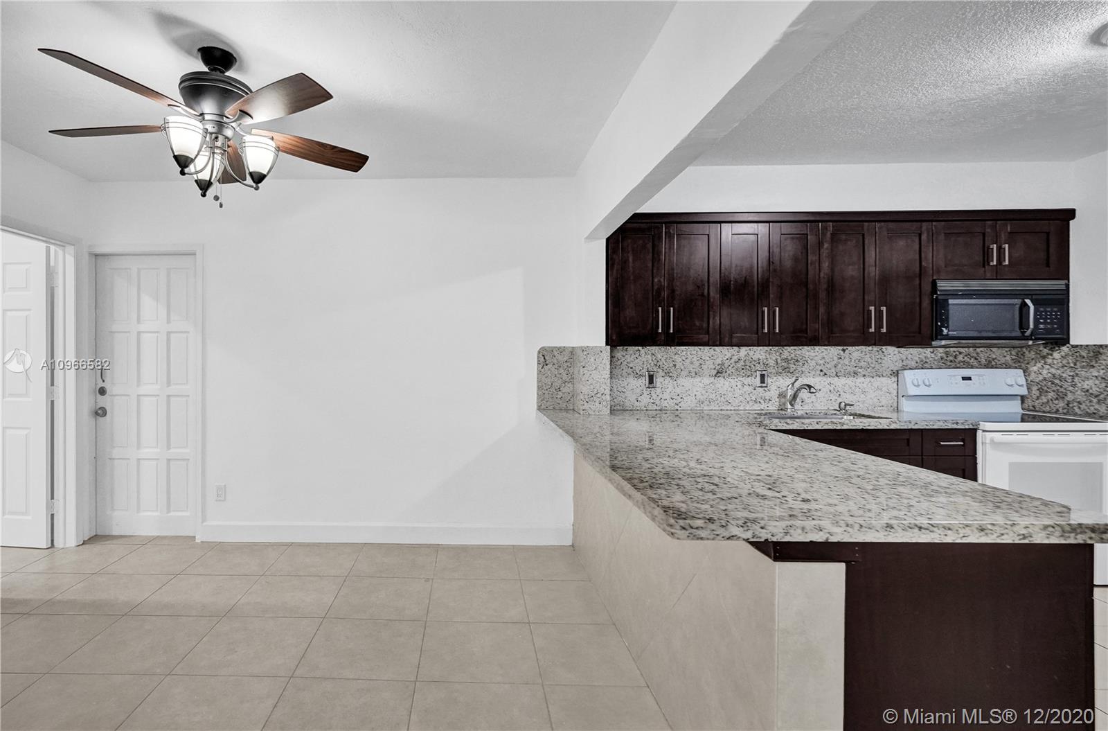 See details / 1257 sq. ft. $ 2020-12-04 0 Photo