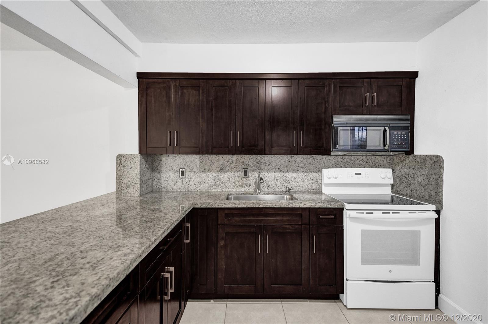 See details / 1257 sq. ft. $ 2020-12-04 0 Photo