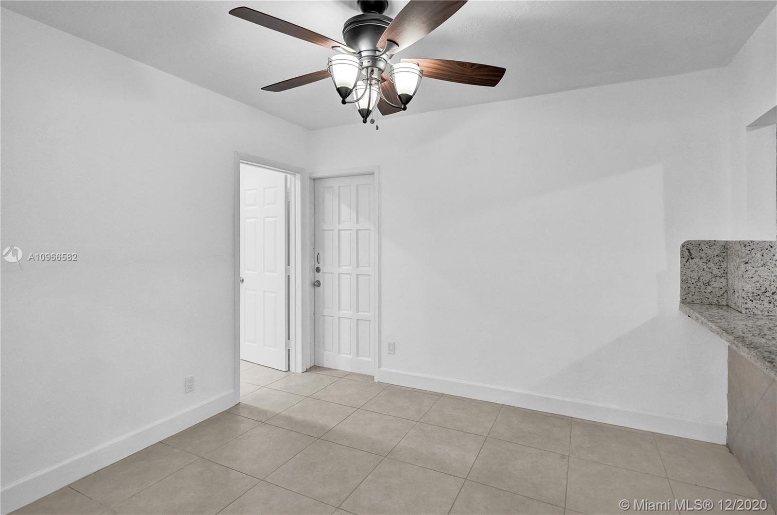 See details / 1257 sq. ft. $ 2020-12-04 0 Photo