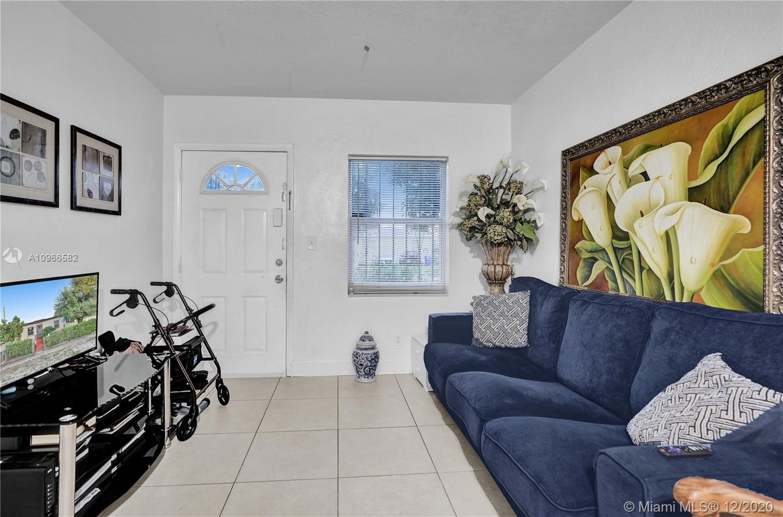 See details / 1257 sq. ft. $ 2020-12-04 0 Photo