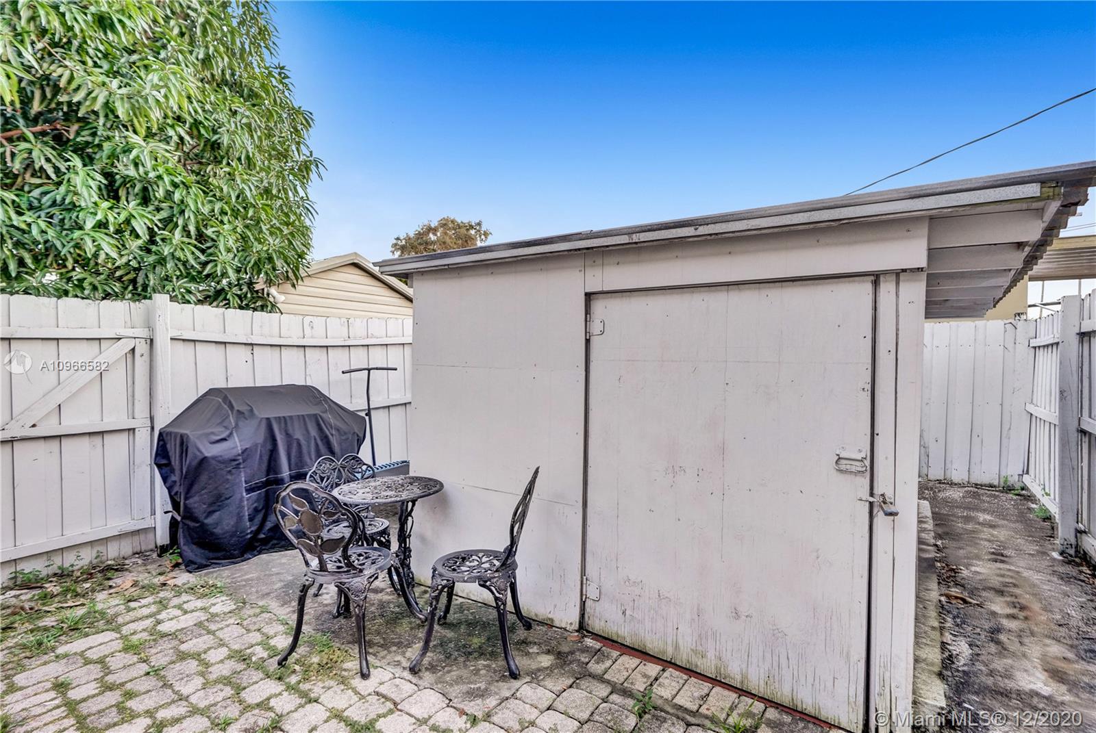 See details / 1257 sq. ft. $ 2020-12-04 0 Photo