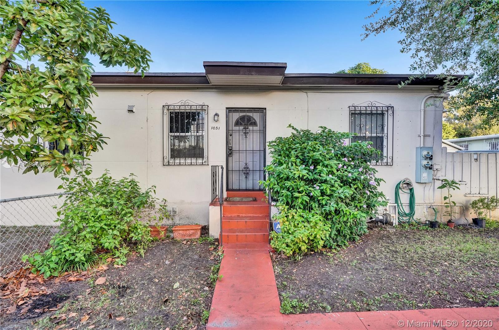 See details / 1257 sq. ft. $ 2020-12-04 0 Photo