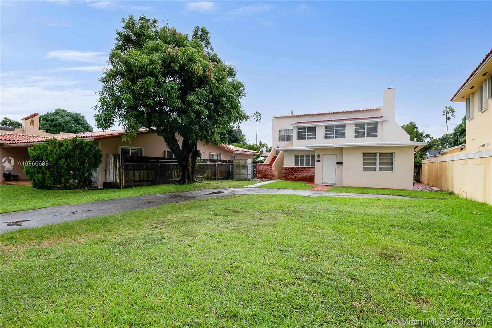 See details / 2327 sq. ft. $ 2020-12-04 0 Photo