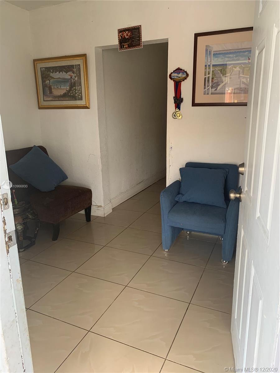 See details / 1776 sq. ft. $ 2020-12-04 0 Photo