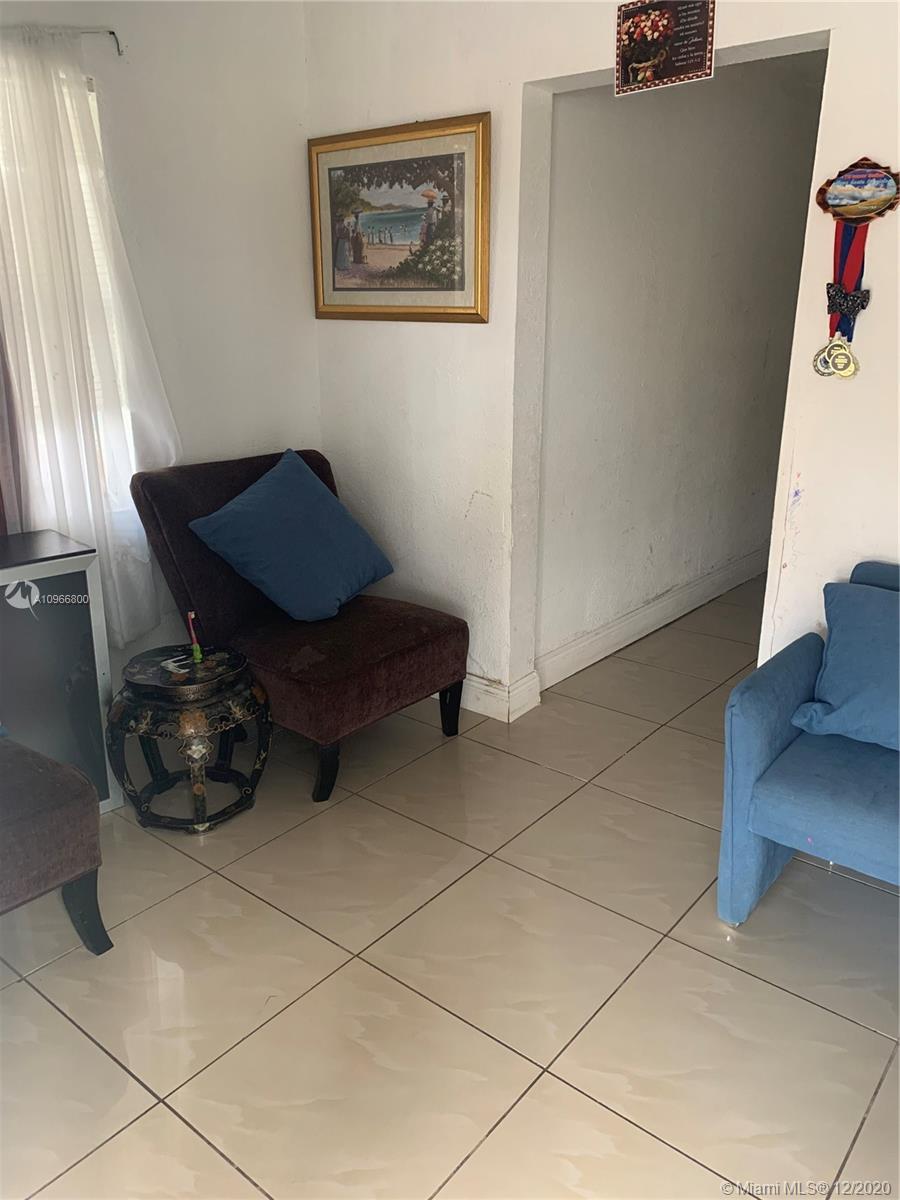See details / 1776 sq. ft. $ 2020-12-04 0 Photo