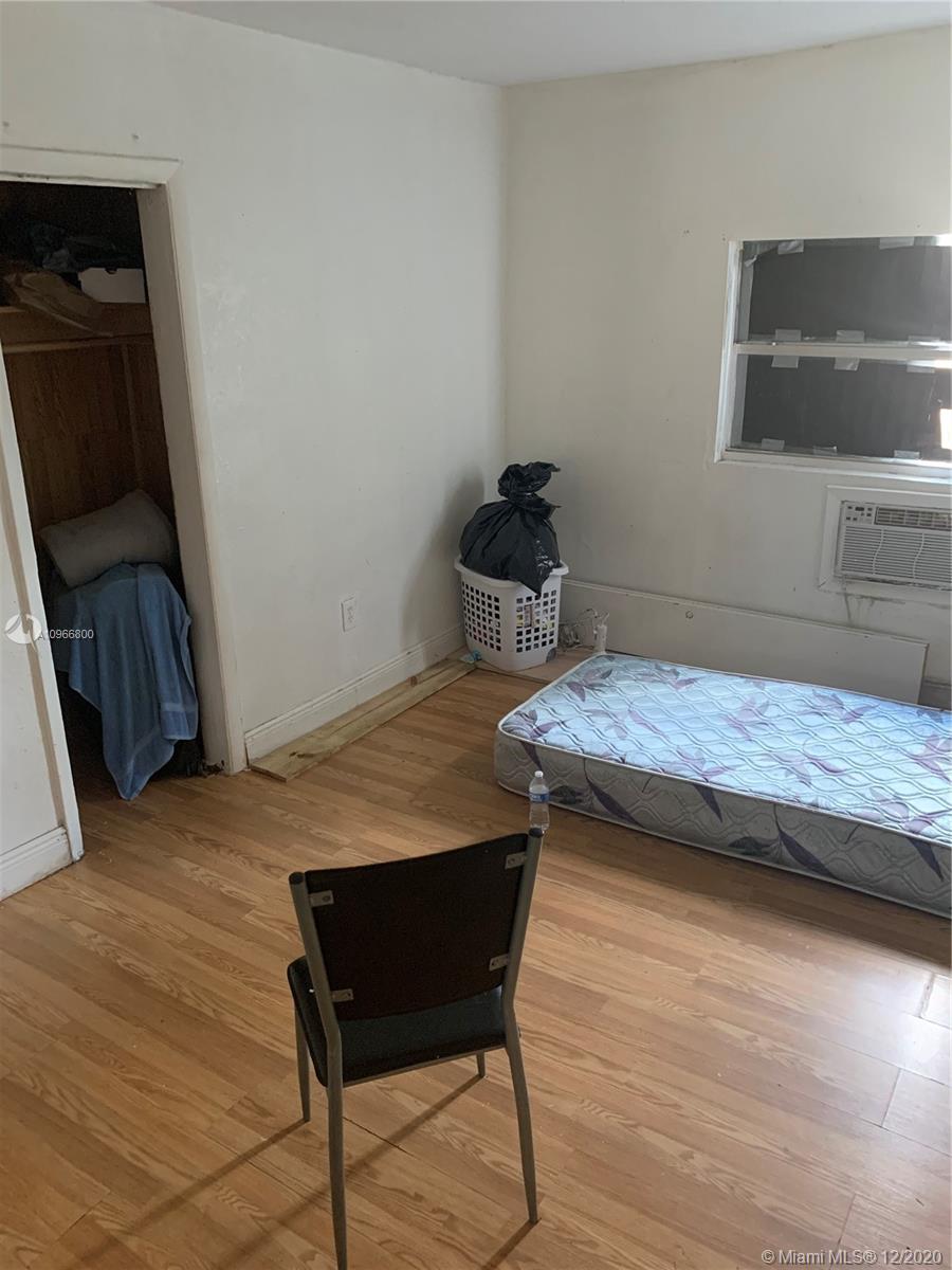 See details / 1776 sq. ft. $ 2020-12-04 0 Photo