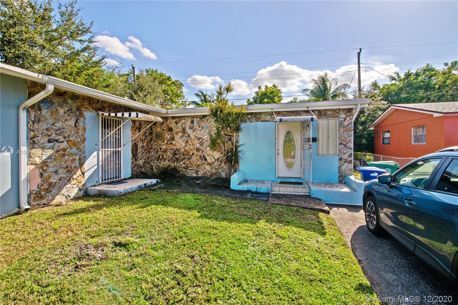See details / 3549 sq. ft. $ 2020-12-07 0 Photo