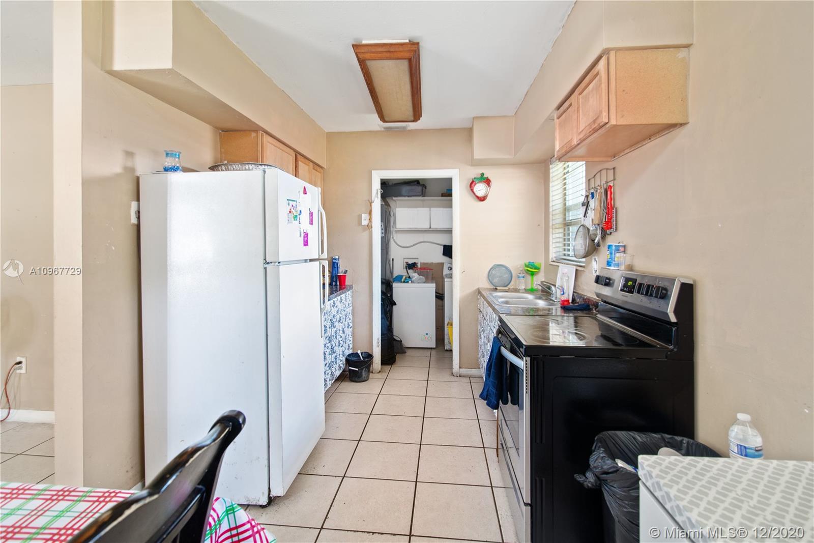 See details / 3549 sq. ft. $ 2020-12-07 0 Photo