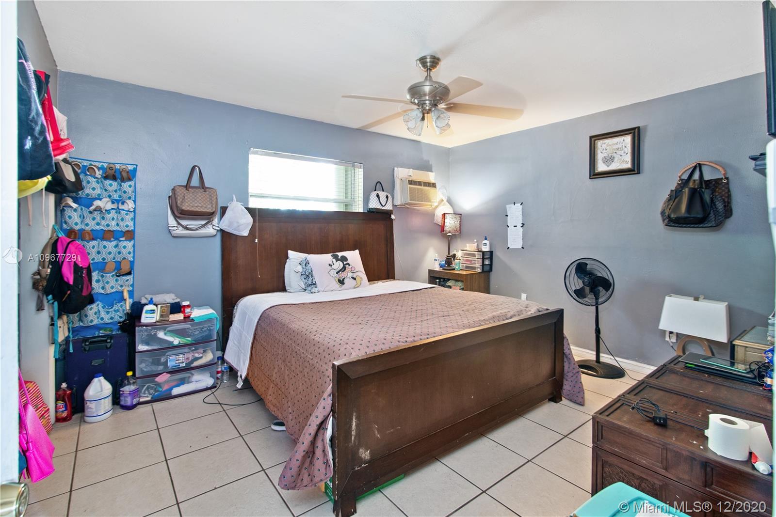 See details / 3549 sq. ft. $ 2020-12-07 0 Photo