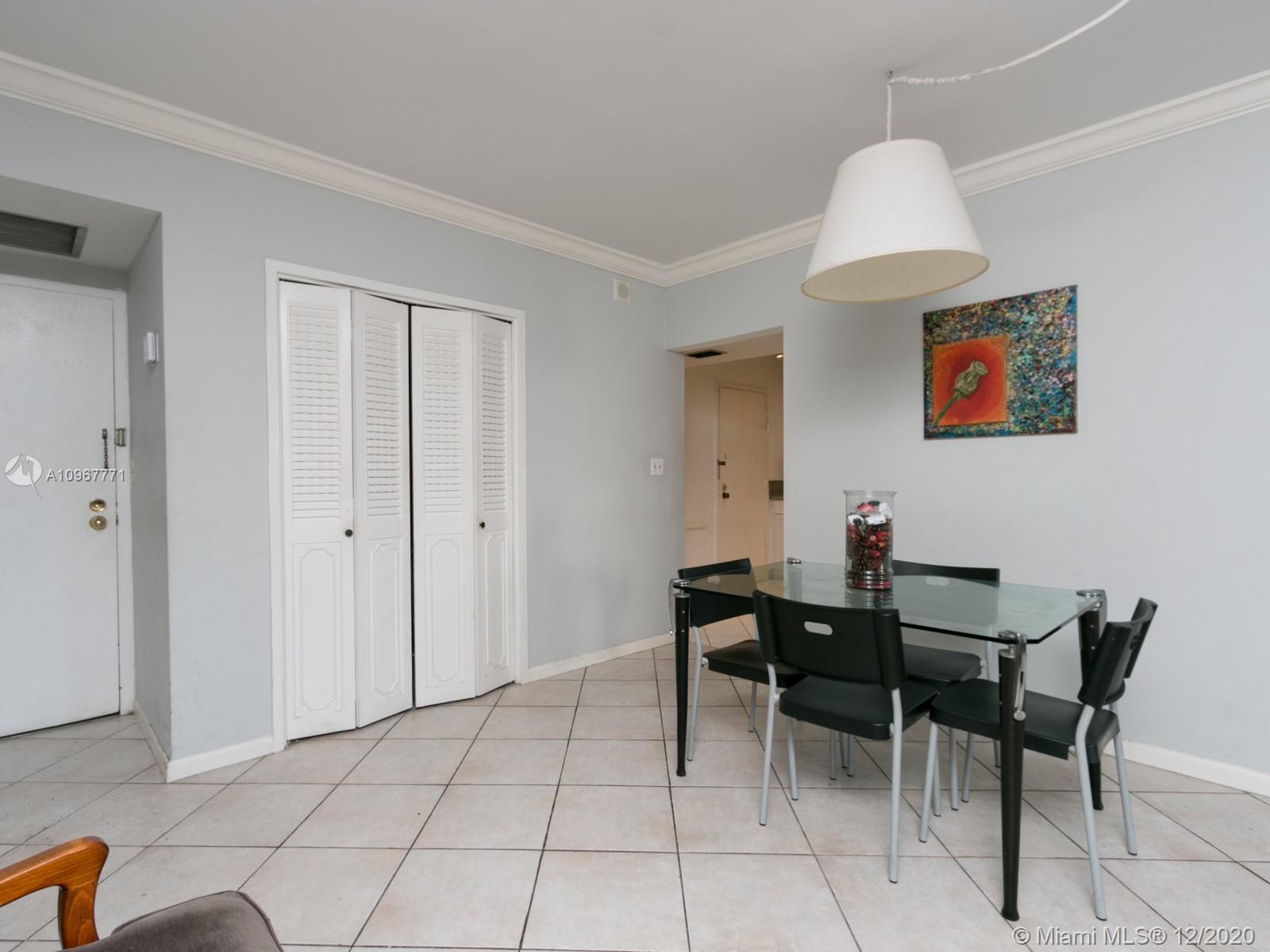 Photo of 3725 Ocean Dr #319, Hollywood, Florida, 33019 -