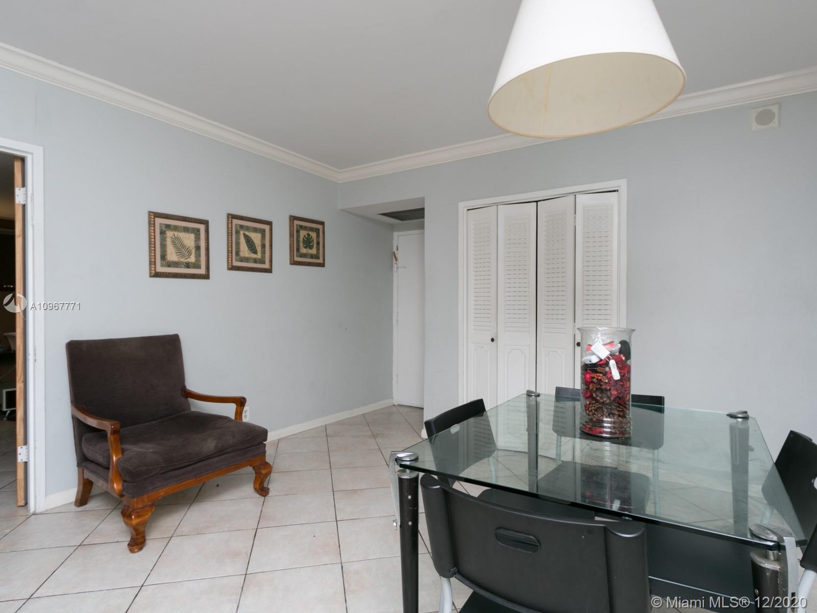 Photo of 3725 Ocean Dr #319, Hollywood, Florida, 33019 -