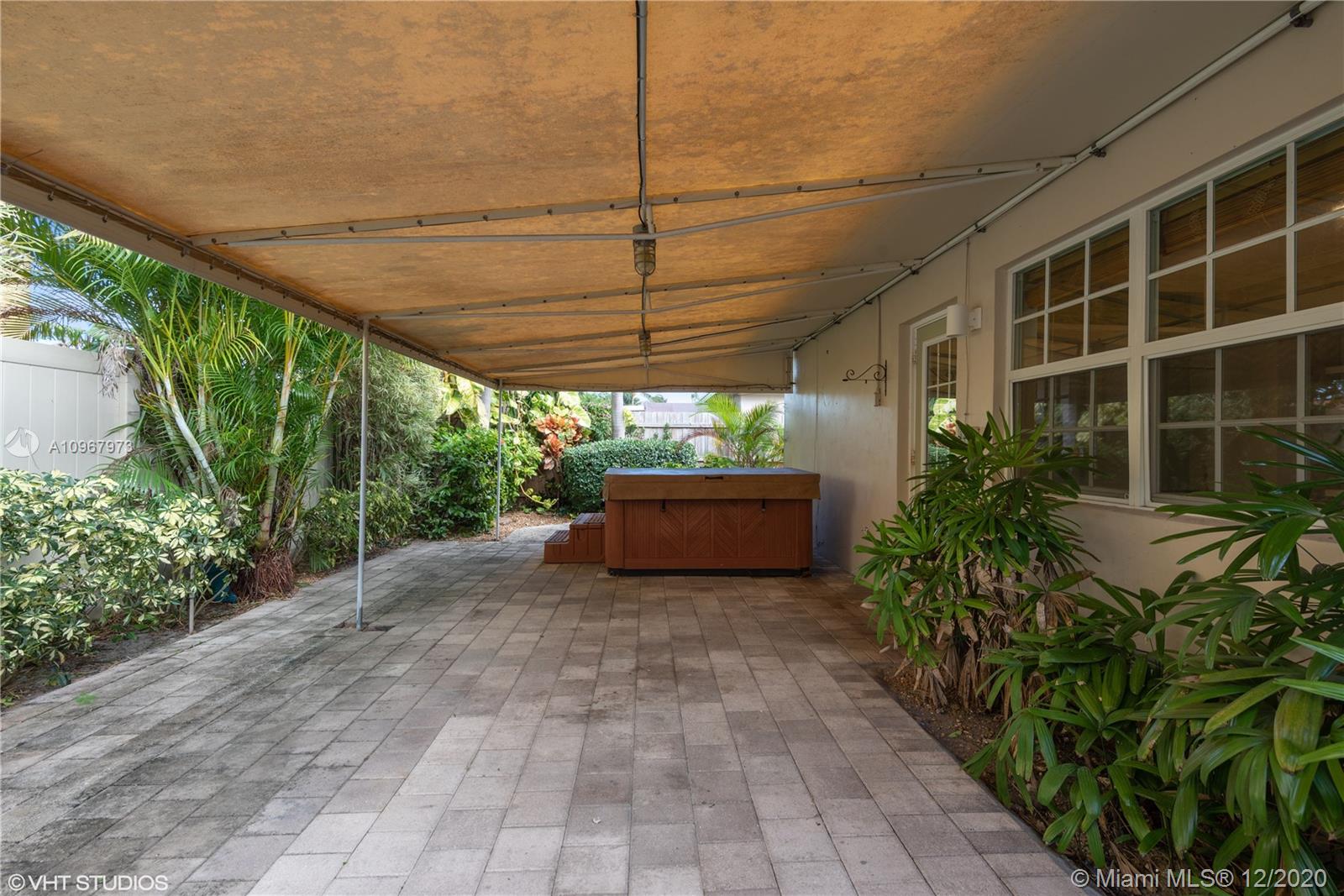 See details / 2431 sq. ft. $ 2021-03-10 0 Photo