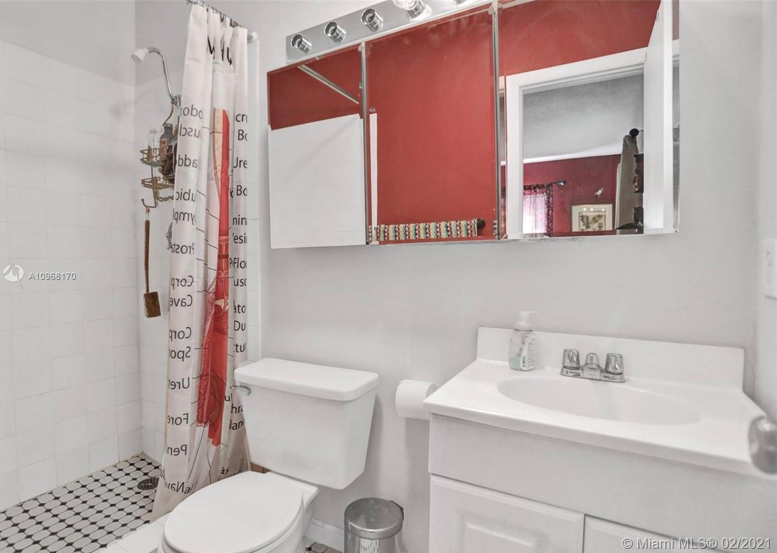 See details / 1924 sq. ft. $ 2020-12-08 0 Photo