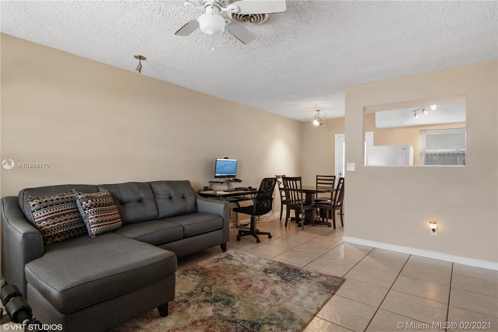 See details / 1924 sq. ft. $ 2020-12-08 0 Photo
