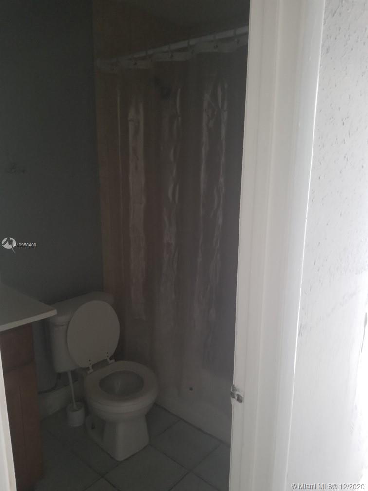 See details / 1350 sq. ft. $ 2020-12-08 0 Photo