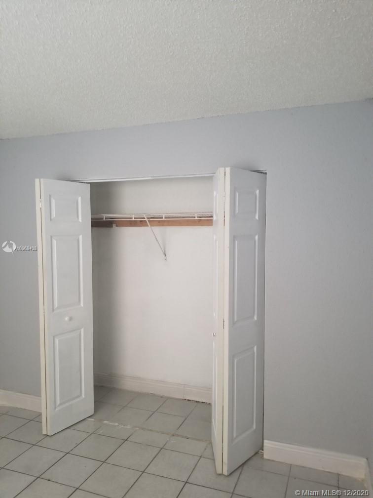 See details / 1350 sq. ft. $ 2020-12-08 0 Photo