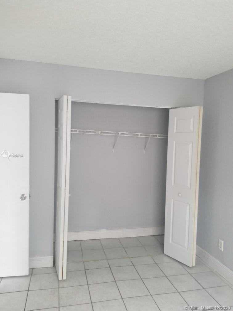 See details / 1350 sq. ft. $ 2020-12-08 0 Photo