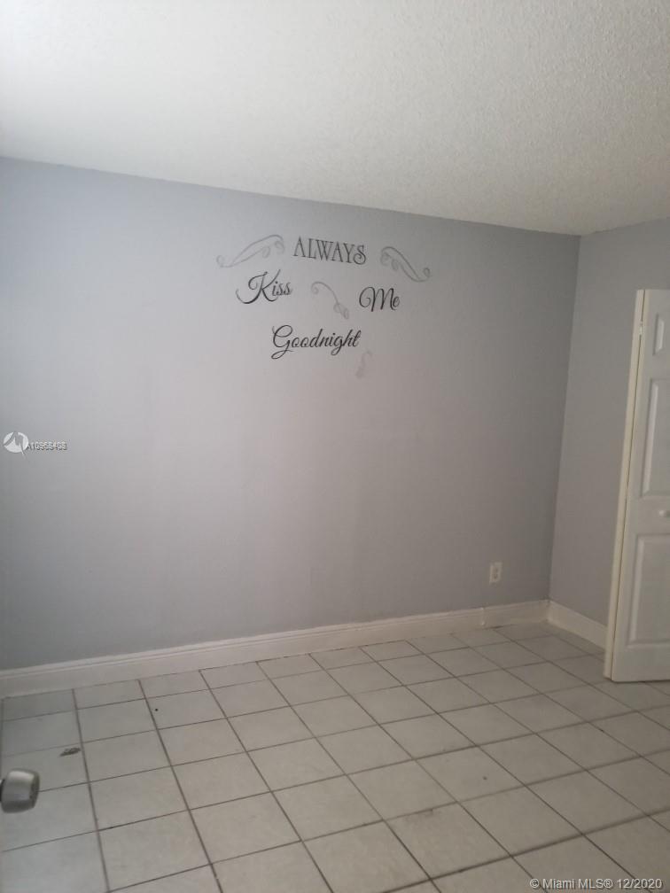 See details / 1350 sq. ft. $ 2020-12-08 0 Photo