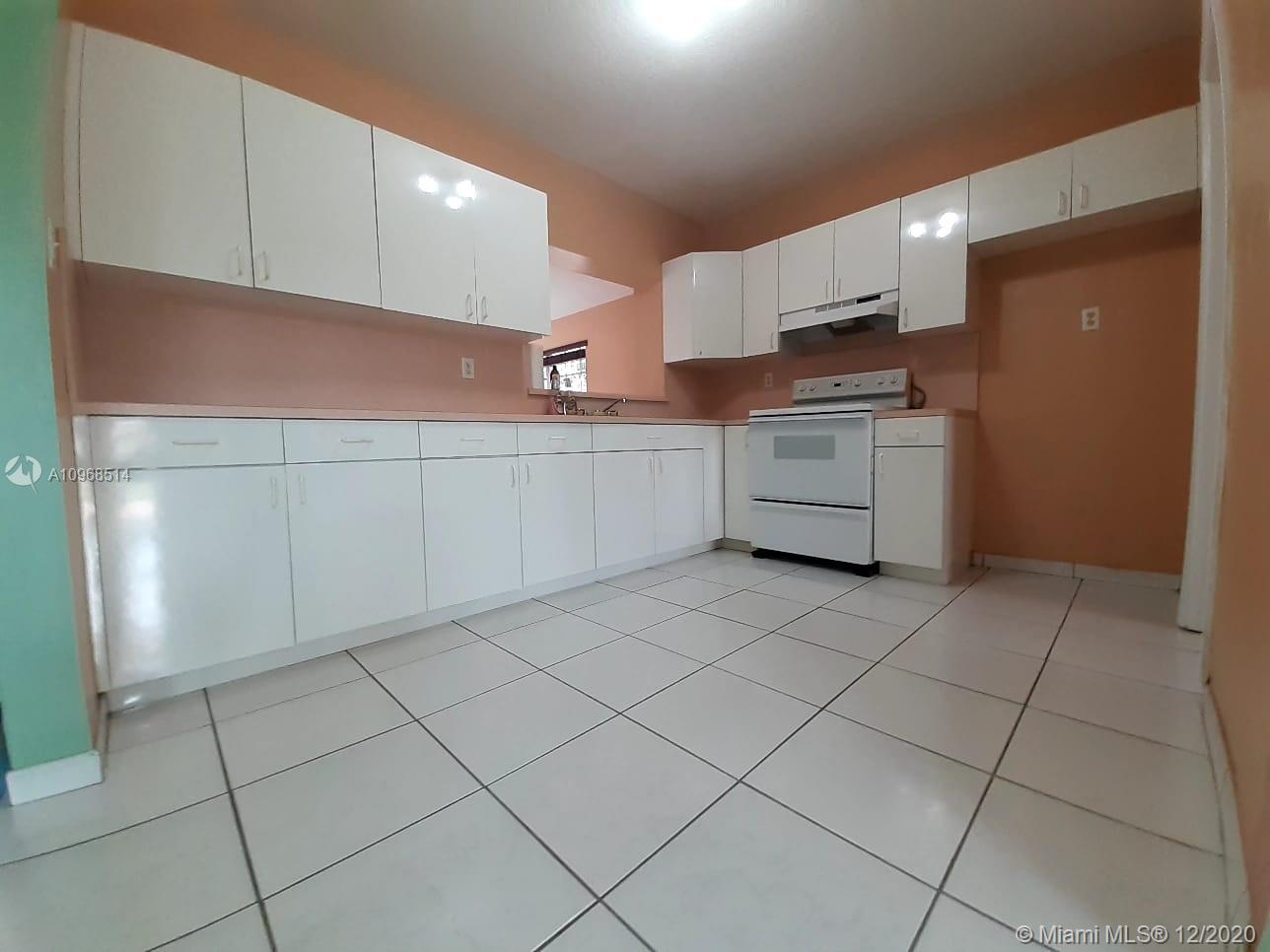 See details / 2512 sq. ft. $ 2021-04-12 0 Photo