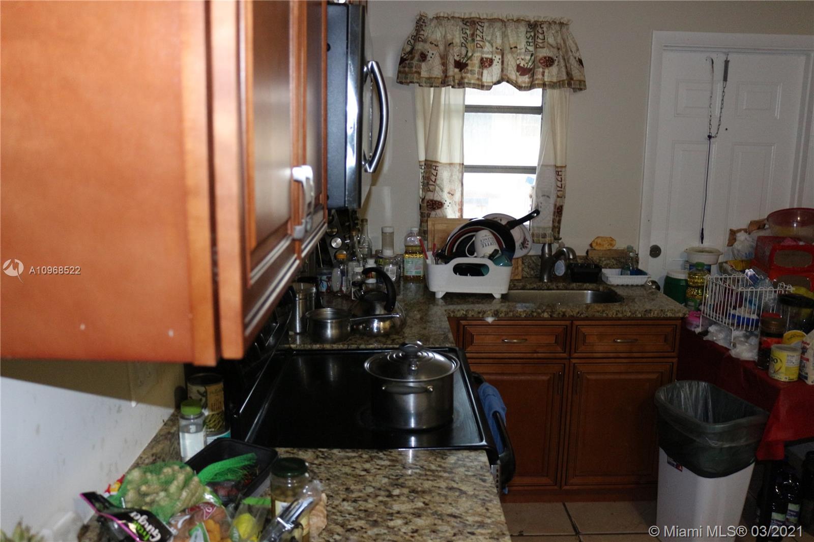 See details / 1800 sq. ft. $ 2020-12-08 0 Photo