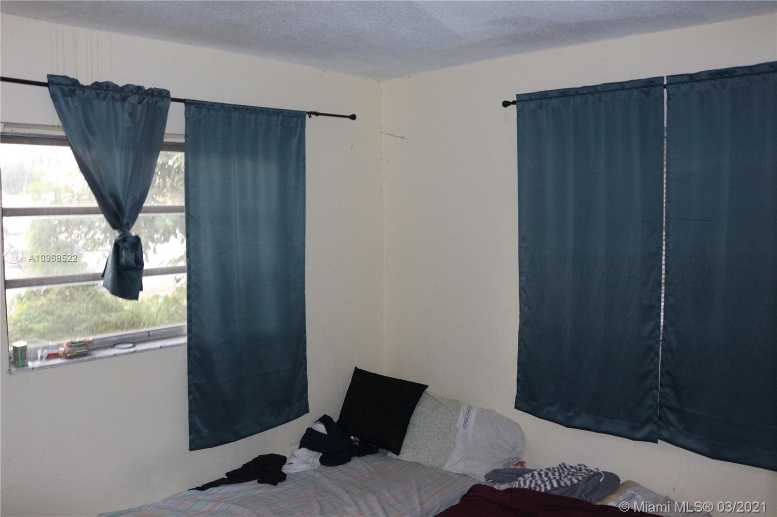 See details / 1800 sq. ft. $ 2020-12-08 0 Photo