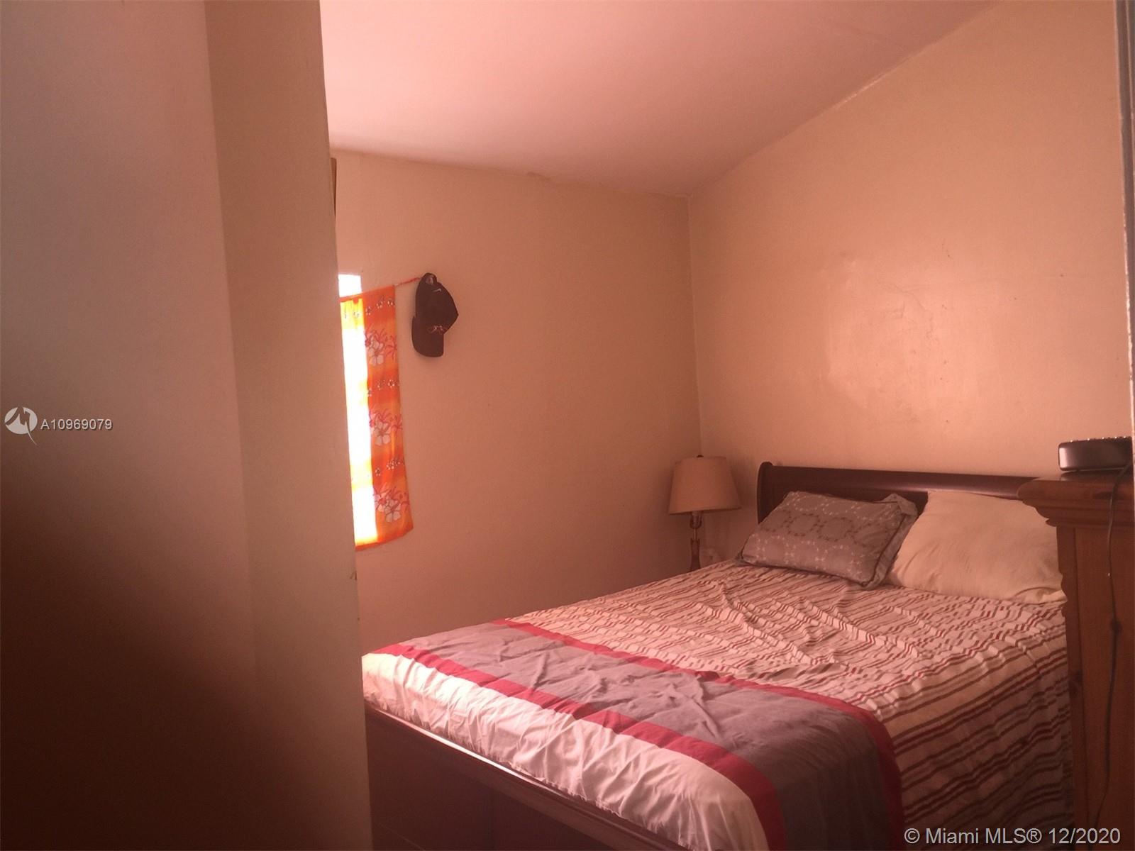 See details / 1957 sq. ft. $ 2021-01-13 0 Photo