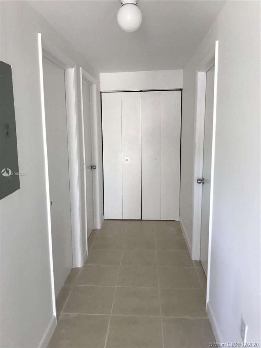 See details / 1278 sq. ft. $ 2021-01-22 0 Photo