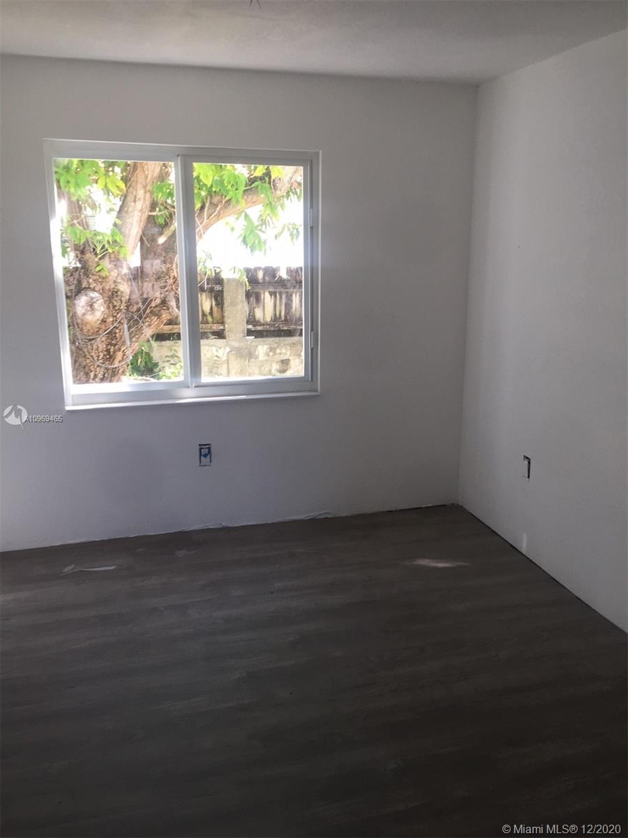 See details / 1540 sq. ft. $ 2020-12-10 0 Photo