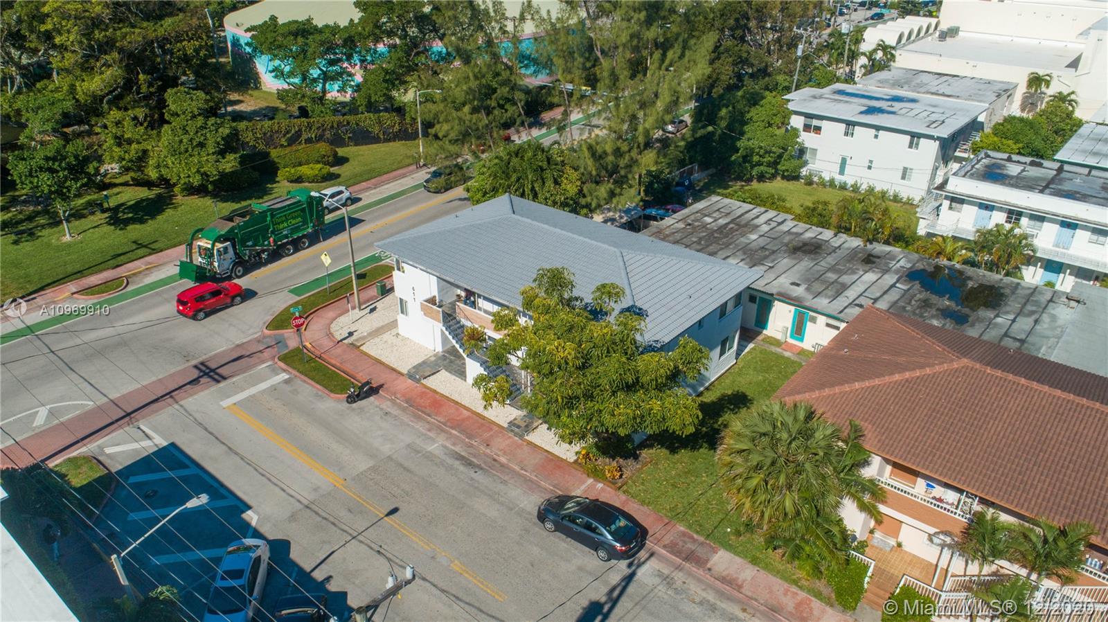 See details / 771 sq. ft. $ 2020-12-11 0 Photo