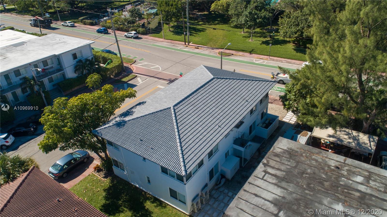 See details / 771 sq. ft. $ 2020-12-11 0 Photo