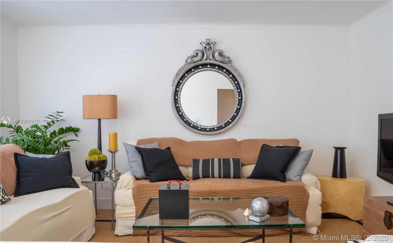 See details / 771 sq. ft. $ 2020-12-11 0 Photo