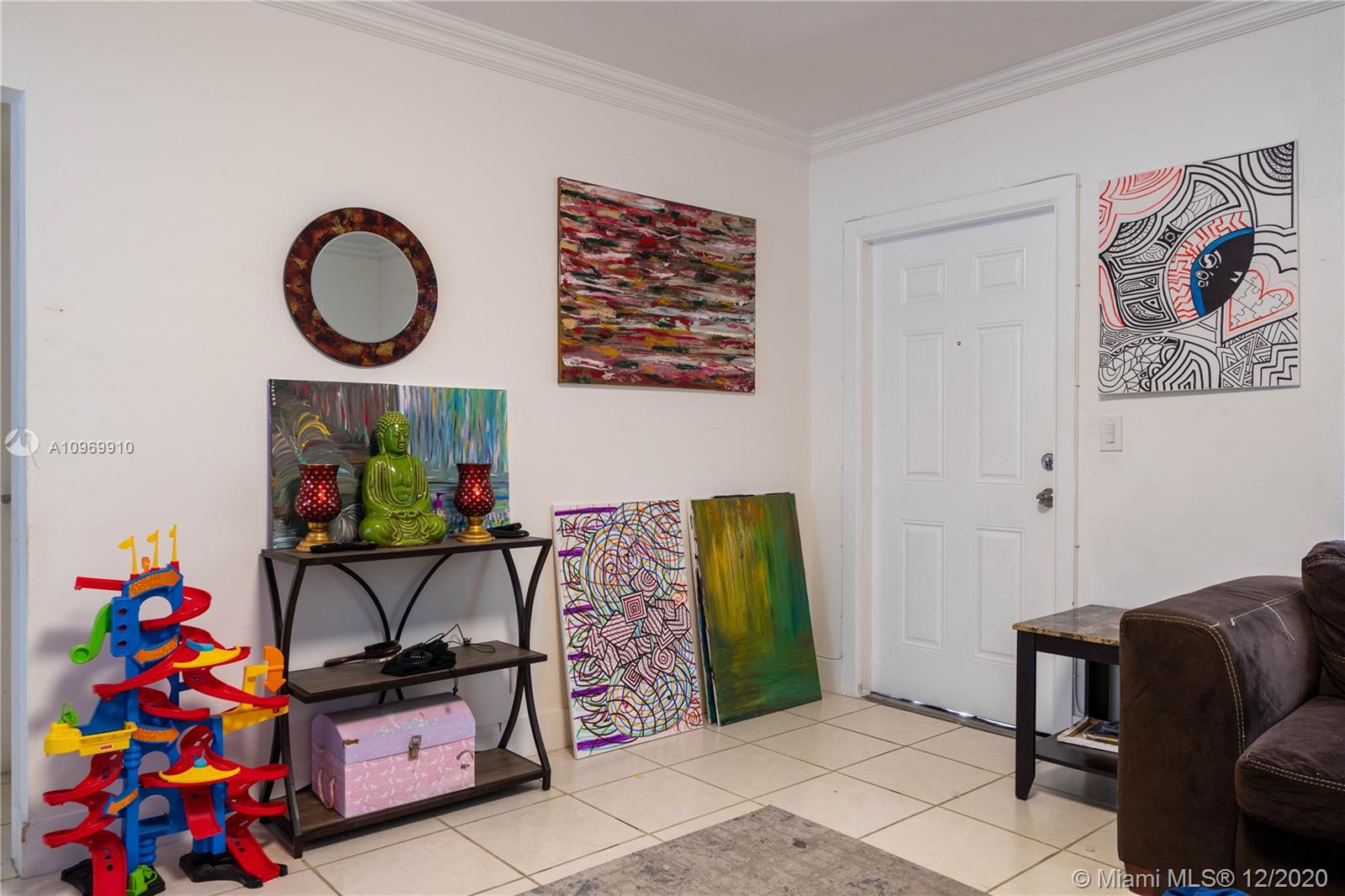 See details / 771 sq. ft. $ 2020-12-11 0 Photo