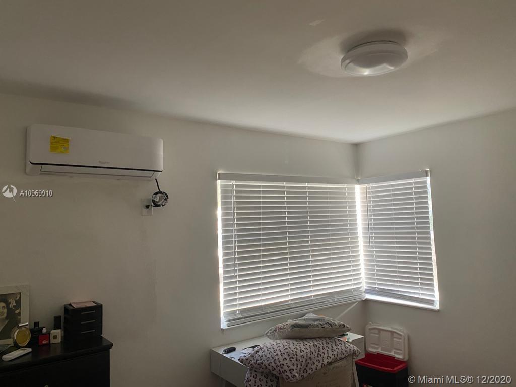 See details / 771 sq. ft. $ 2020-12-11 0 Photo