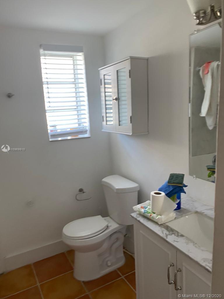 See details / 771 sq. ft. $ 2020-12-11 0 Photo