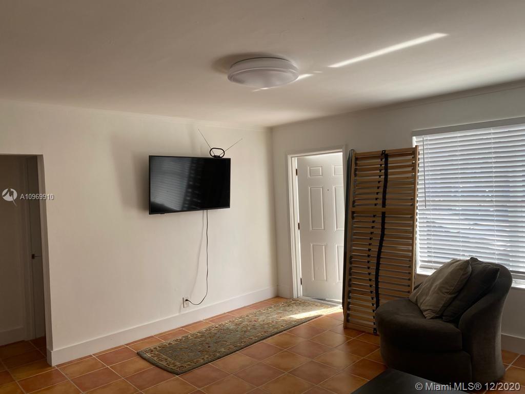 See details / 771 sq. ft. $ 2020-12-11 0 Photo
