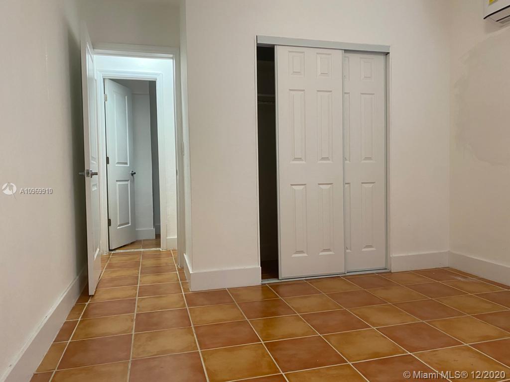 See details / 771 sq. ft. $ 2020-12-11 0 Photo