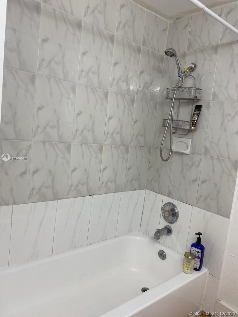 See details / 771 sq. ft. $ 2020-12-11 0 Photo