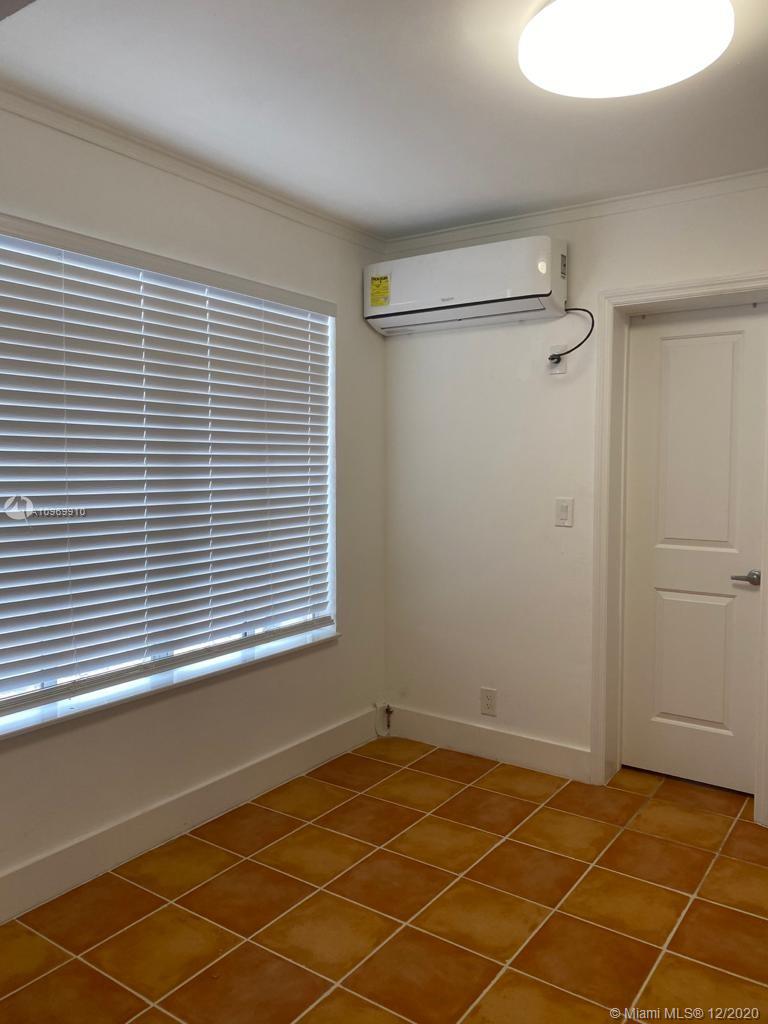 See details / 771 sq. ft. $ 2020-12-11 0 Photo