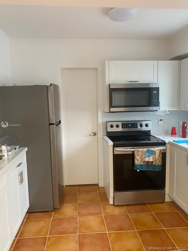 See details / 771 sq. ft. $ 2020-12-11 0 Photo