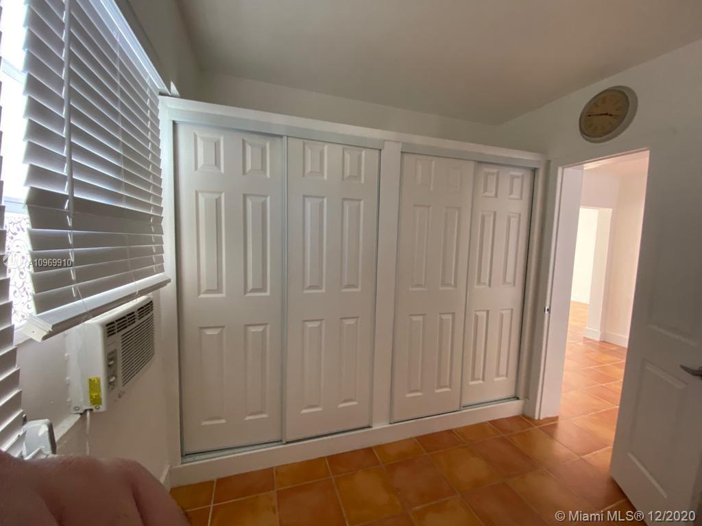 See details / 771 sq. ft. $ 2020-12-11 0 Photo