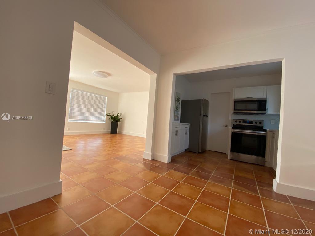 See details / 771 sq. ft. $ 2020-12-11 0 Photo