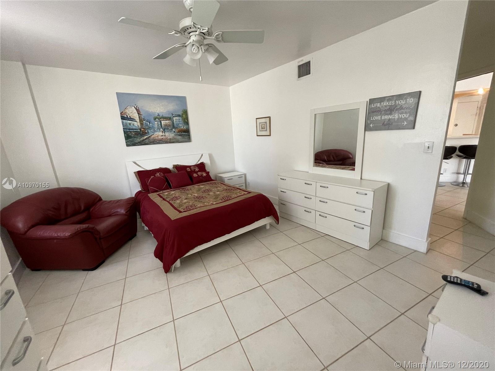 Photo of 3725 Ocean Dr #1215, Hollywood, Florida, 33019 -