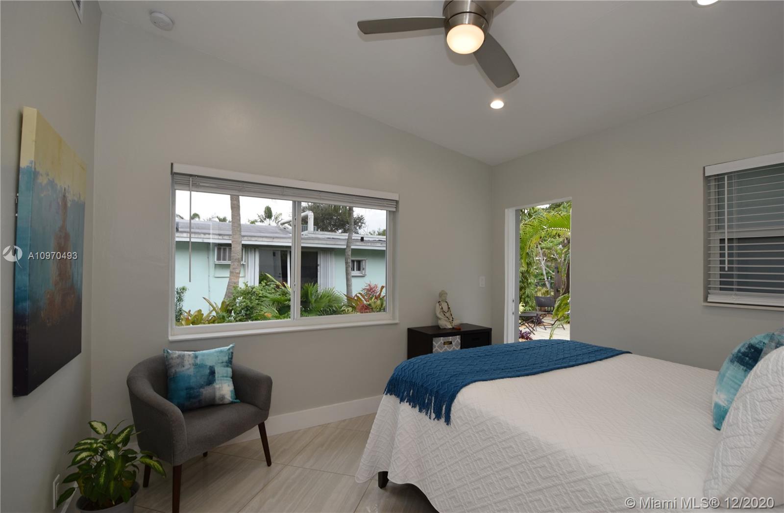 See details / 1725 sq. ft. $ 2020-12-12 0 Photo